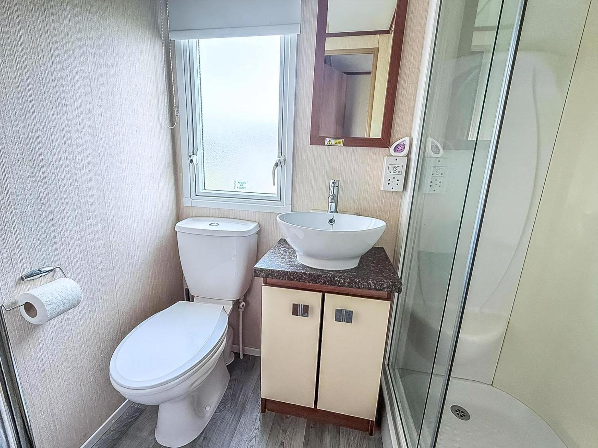 Lovely 8 Berth Caravan At Sunnydale In Lincolnshire Ref 35239S Louth  Exterior foto