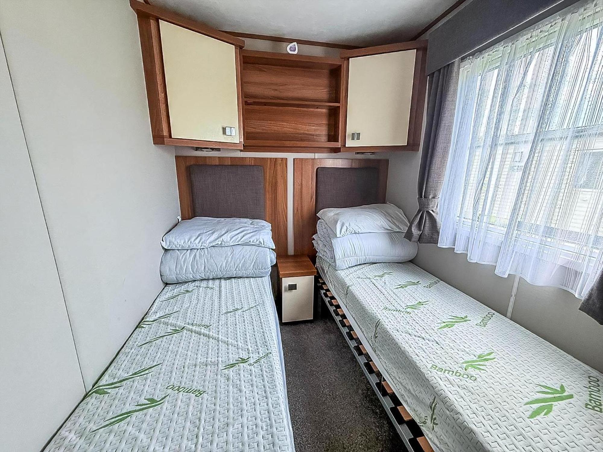 Lovely 8 Berth Caravan At Sunnydale In Lincolnshire Ref 35239S Louth  Exterior foto